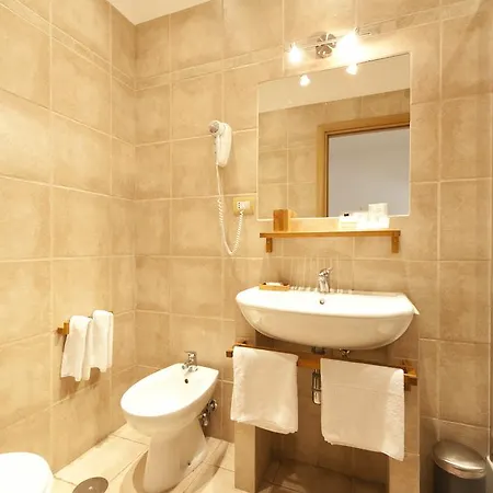 Ubaldi Best House Gasthof Rom